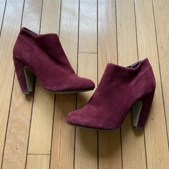Steve Madden Maroon Suede Panelope Booties Size 8.5 - Picture 5 of 8